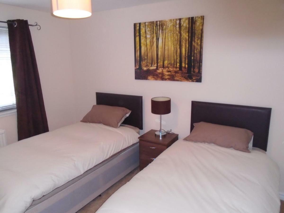 Clydebank Apartment Glasgow Extérieur photo