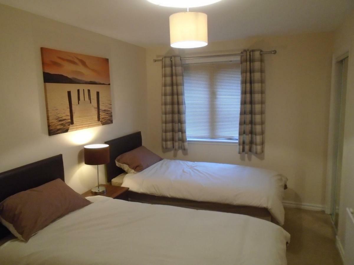 Clydebank Apartment Glasgow Extérieur photo